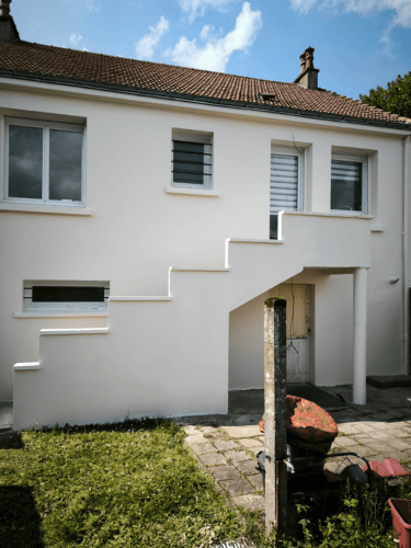 Une maison repeinte au Pellerin